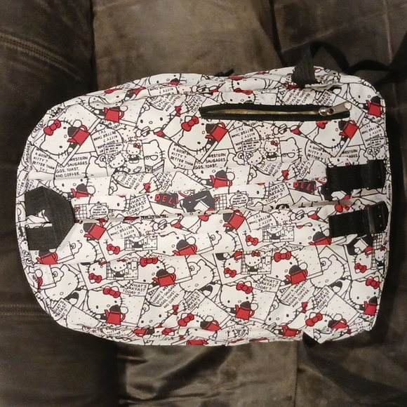 Hello Kitty Backpack - Picture 4 of 6